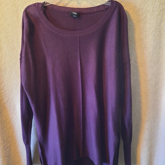 Rue 21 Purple Sweater Md/ bundle requirement - Picture 1 of 7